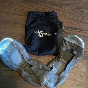 Yosi Samra flat slide on shoes in gray/silver. Never worn.